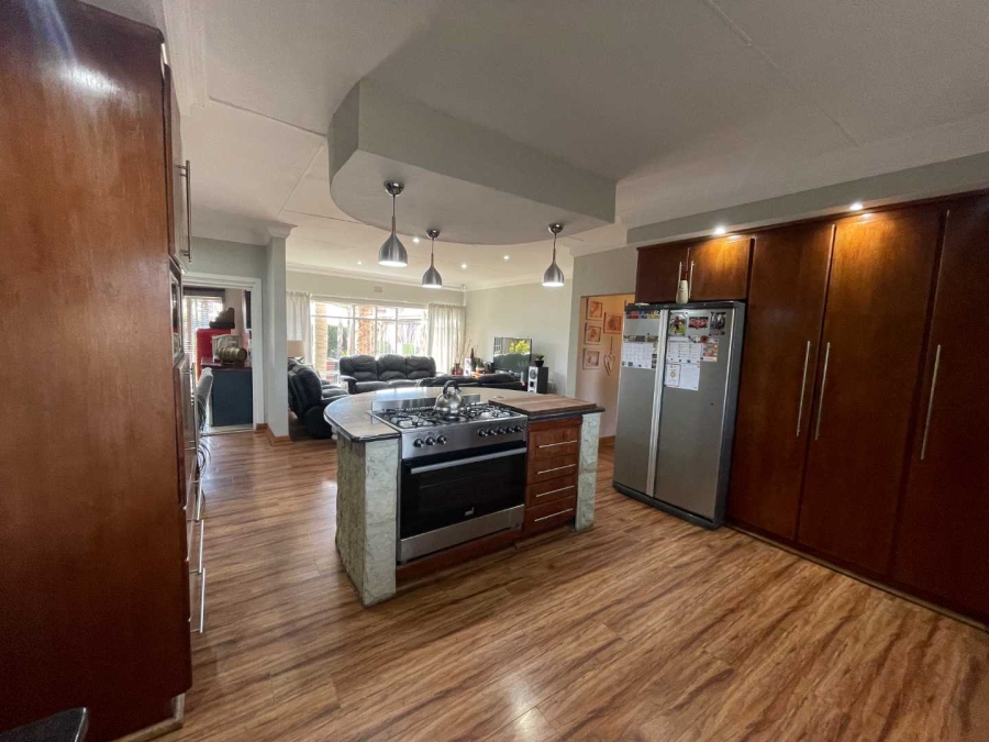 5 Bedroom Property for Sale in Universitas Free State
